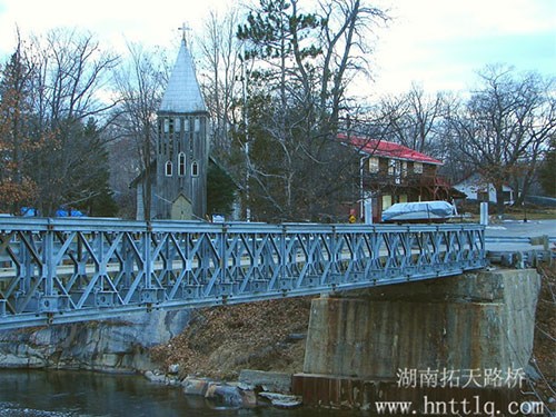 Bailey-bridge-boutique